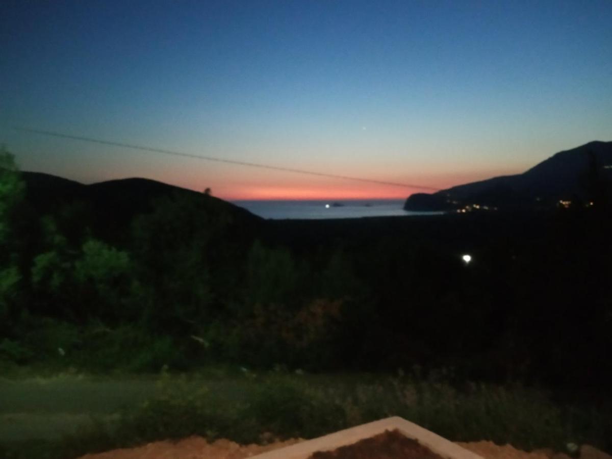 Villa Adriatic Sunset House à Petrovac Extérieur photo